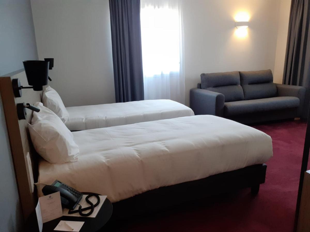 Sure Hotel By Best Western Les Portes De Montauban Bagian luar foto