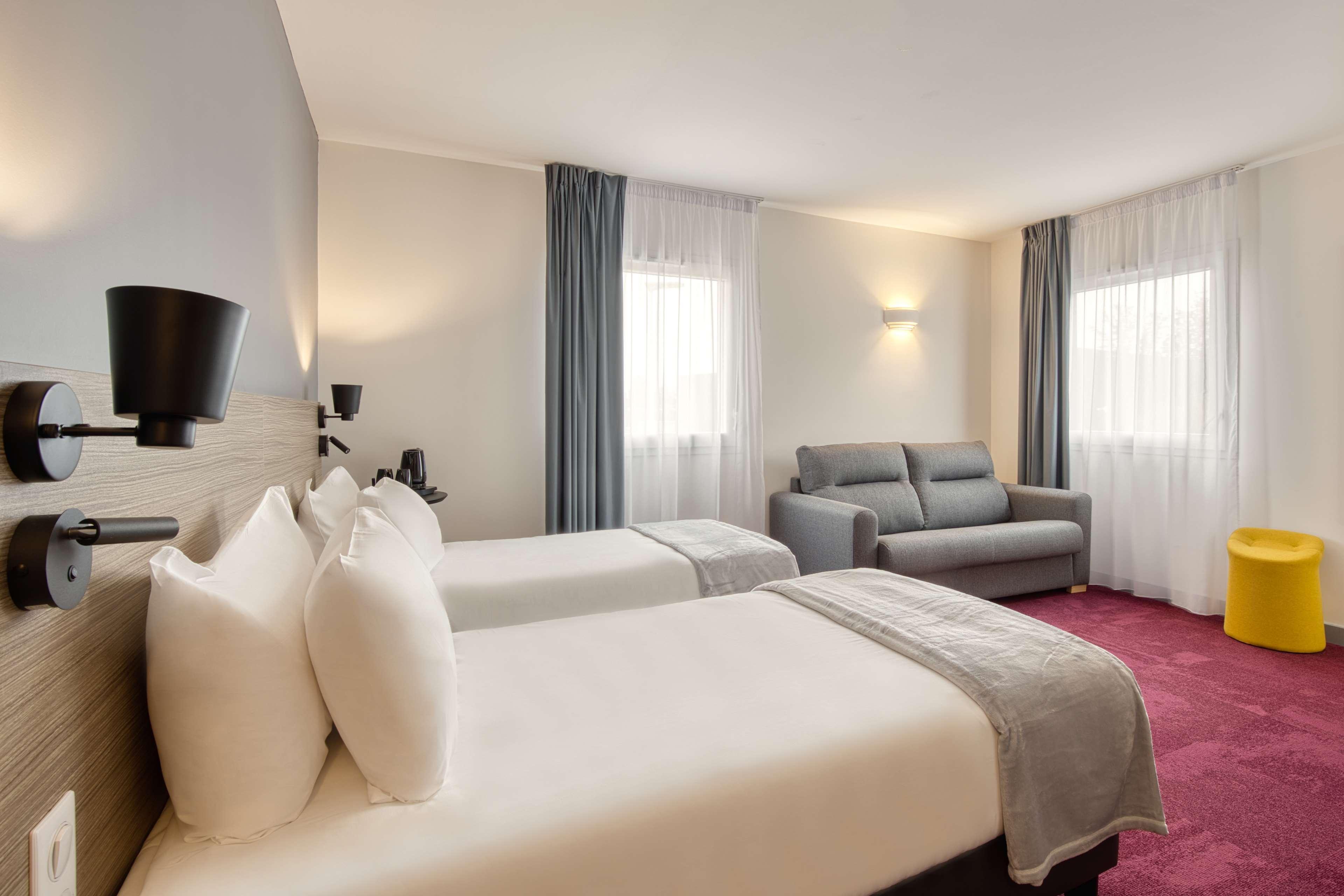 Sure Hotel By Best Western Les Portes De Montauban Bagian luar foto