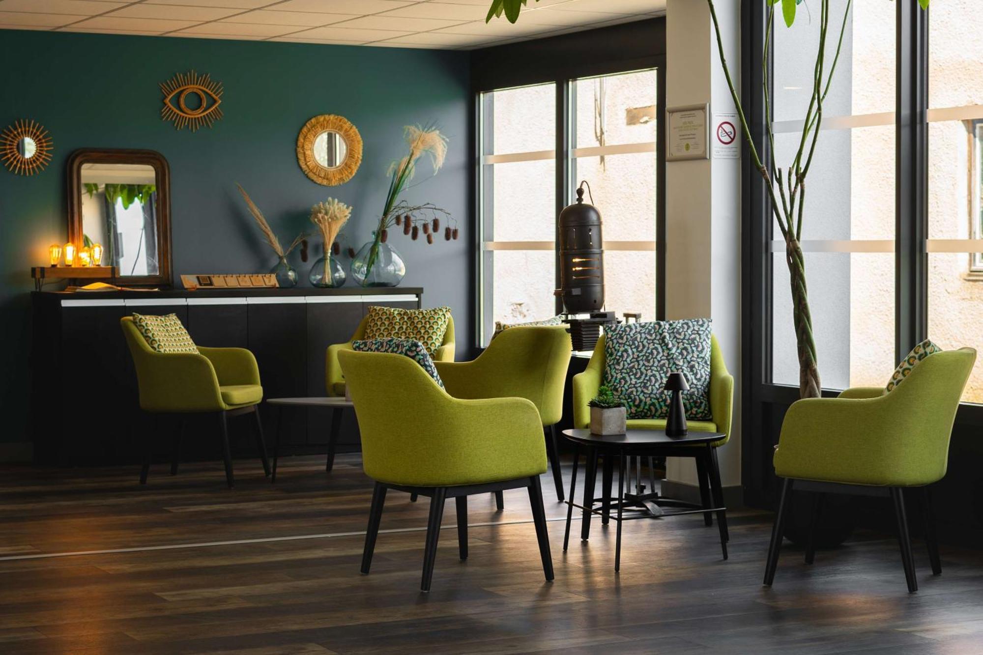 Sure Hotel By Best Western Les Portes De Montauban Bagian luar foto