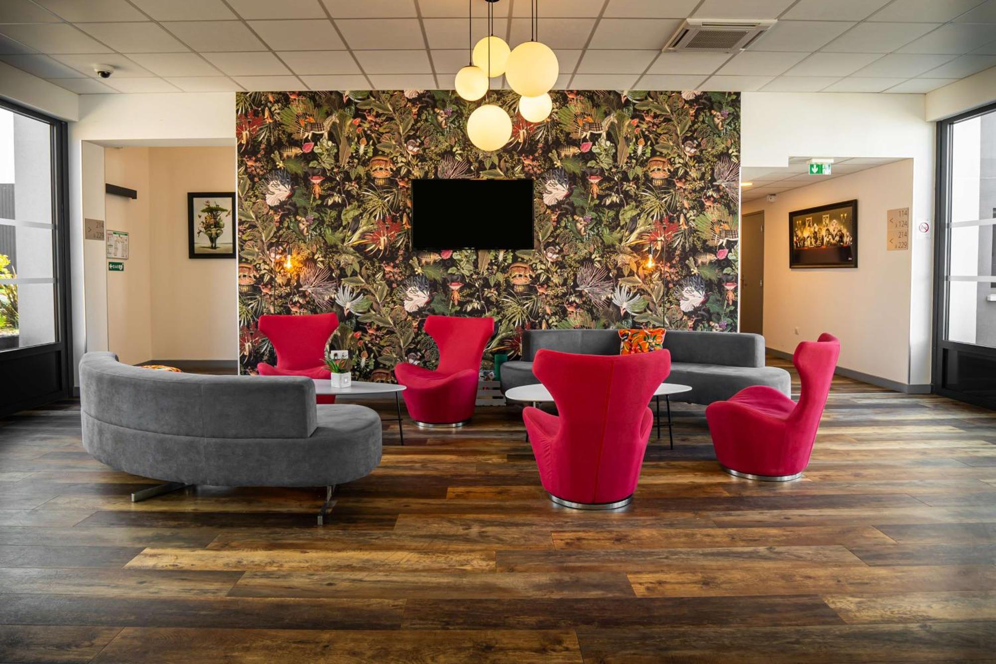 Sure Hotel By Best Western Les Portes De Montauban Bagian luar foto